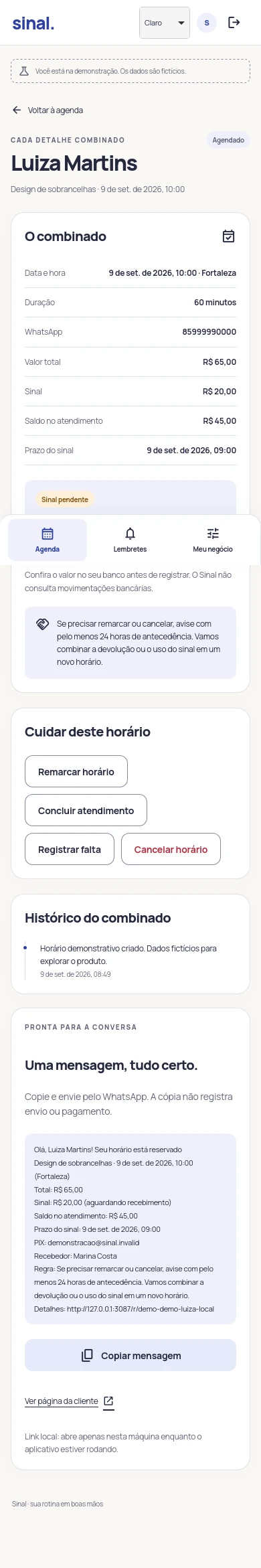 Detalhe de atendimento demonstrativo no celular